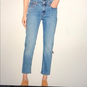 Levi’s women’s new boyfriend jeans